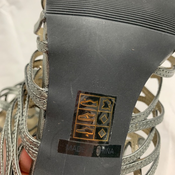 NOS 11 A. Marinelli Pewter leather strappy sandals - Picture 5 of 8